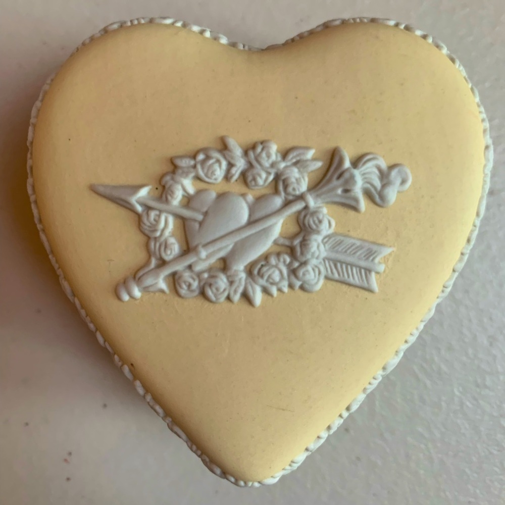 Wedgwood Trinket Heart Box